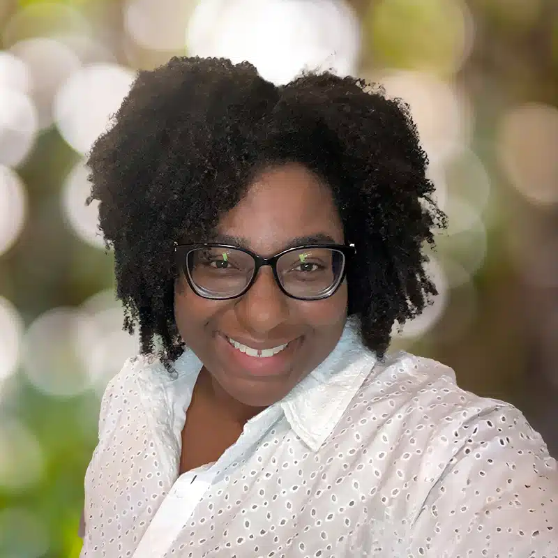 Denise Craig LMHC, licensed telehealth therapist at Advanced Client Care